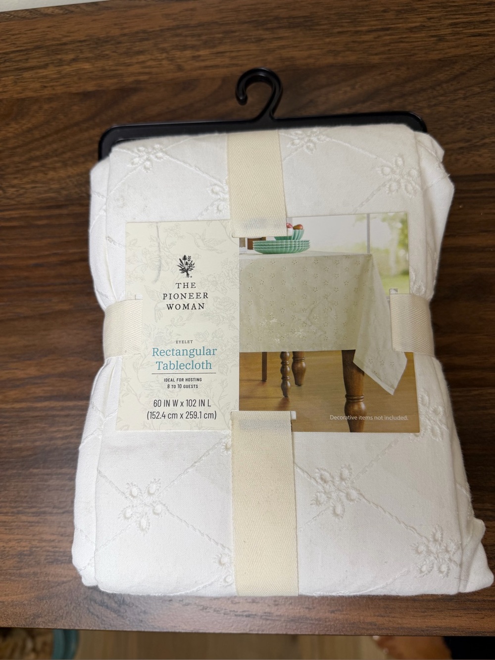 The Pioneer Woman White Eyelet White Tablecloth 60x102 100% Cotton Rectangle NWT